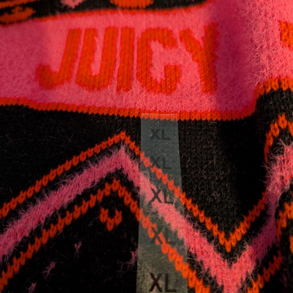 Nwt Juicy Couture Black and Red Sweater - Picture 7 of 10